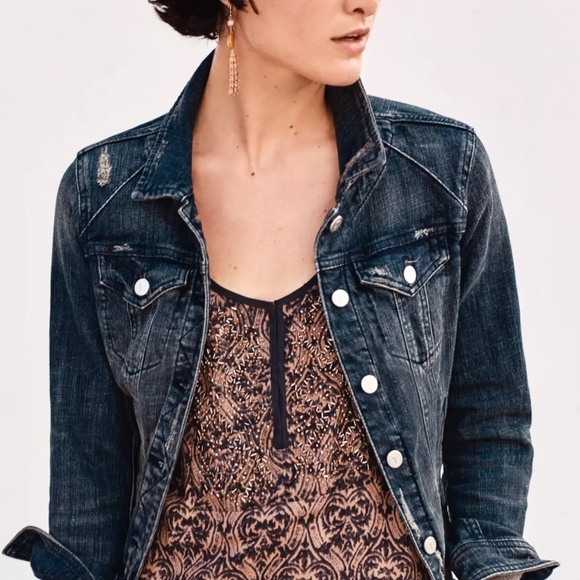 Pilcro & The Letterpress Dark Wash Distressed Denim Jacket Size M - Picture 3 of 5